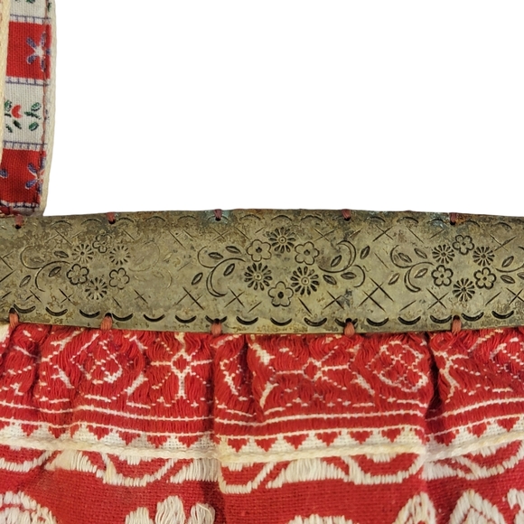 Embroidered Decritive Old Wold Nature Animal Relief Emossed Metal Trim Hand Bag - Picture 4 of 10